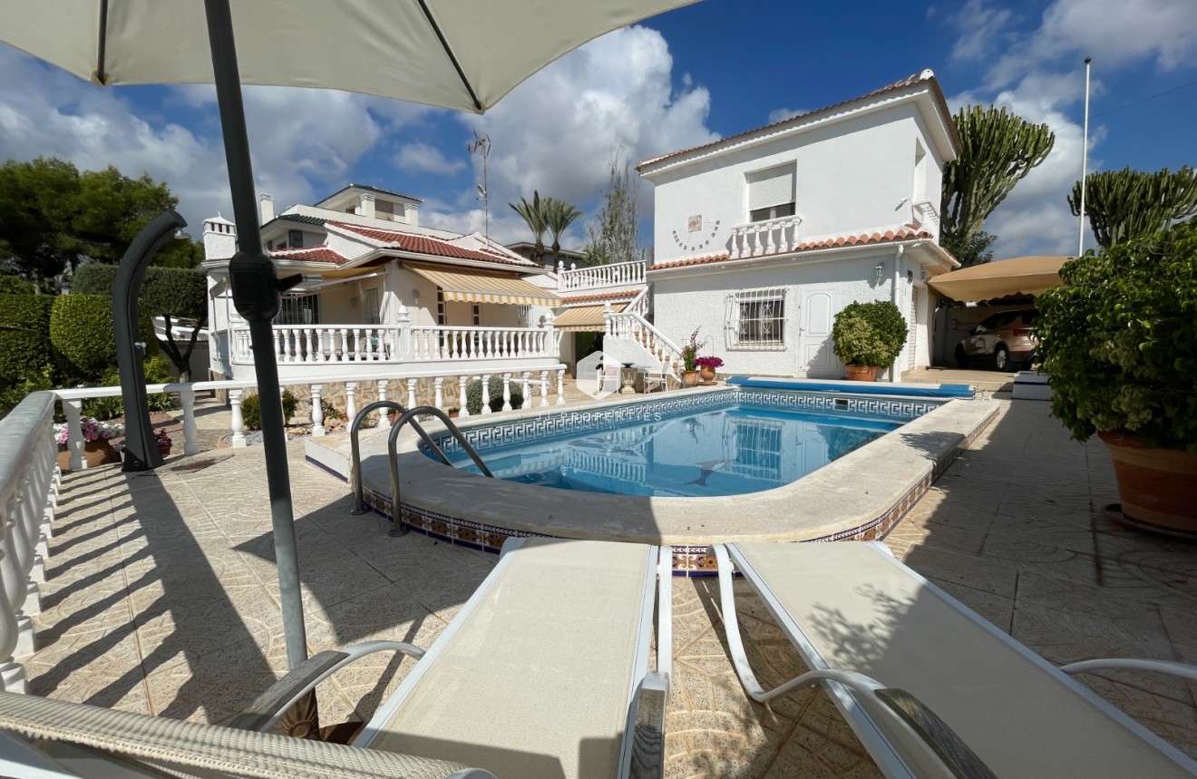 Resale - Villa -
Ciudad Quesada - Costa Blanca