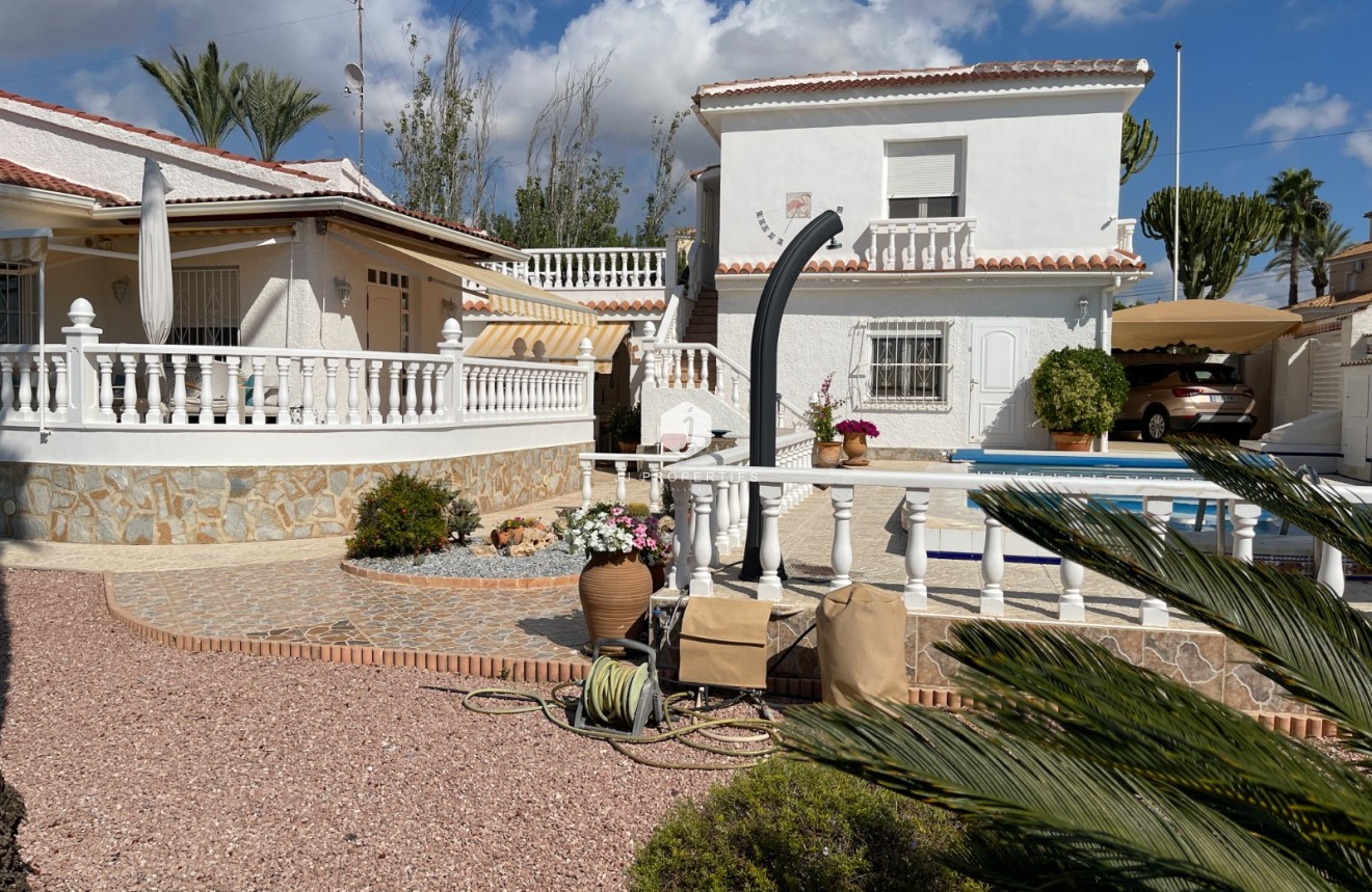Resale - Villa -
Ciudad Quesada - Costa Blanca