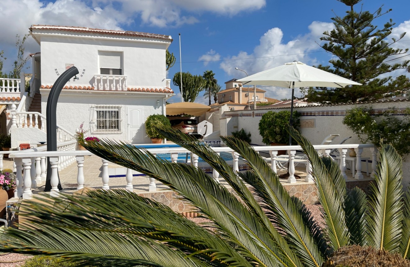 Resale - Villa -
Ciudad Quesada - Costa Blanca