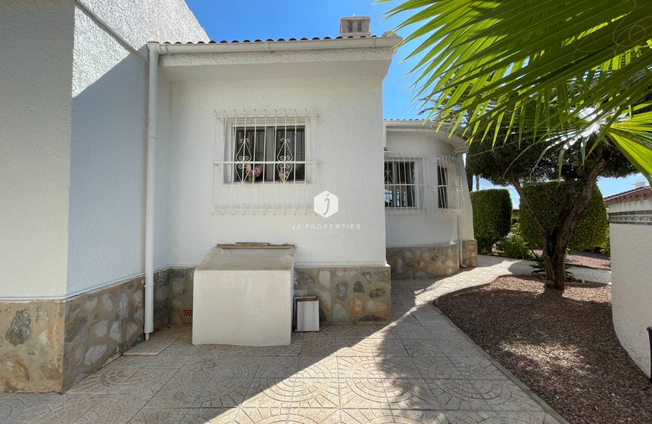 Resale - Villa -
Ciudad Quesada - Costa Blanca