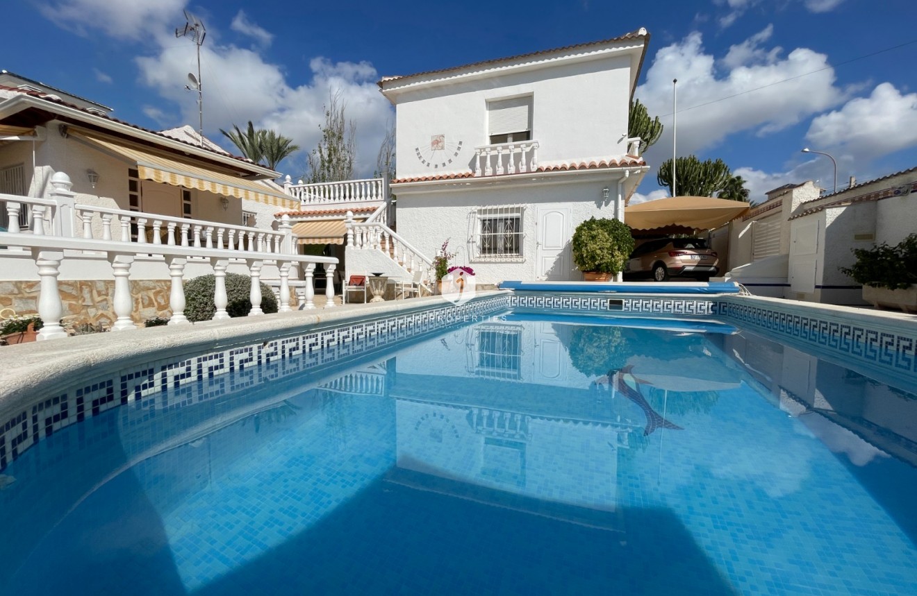 Resale - Villa -
Ciudad Quesada - Costa Blanca