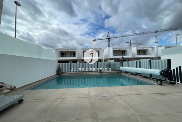 Resale - Villa -
Dolores - Costa Blanca