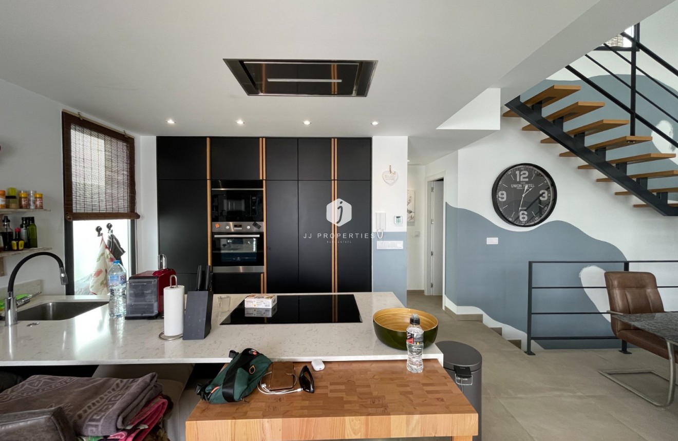 Resale - Villa -
Dolores - Costa Blanca