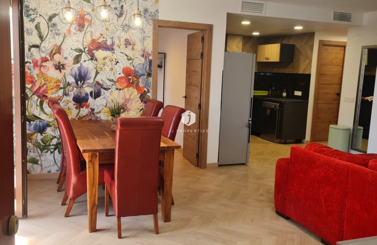 Resale - Apartment / flat -
Torrevieja - Costa Blanca