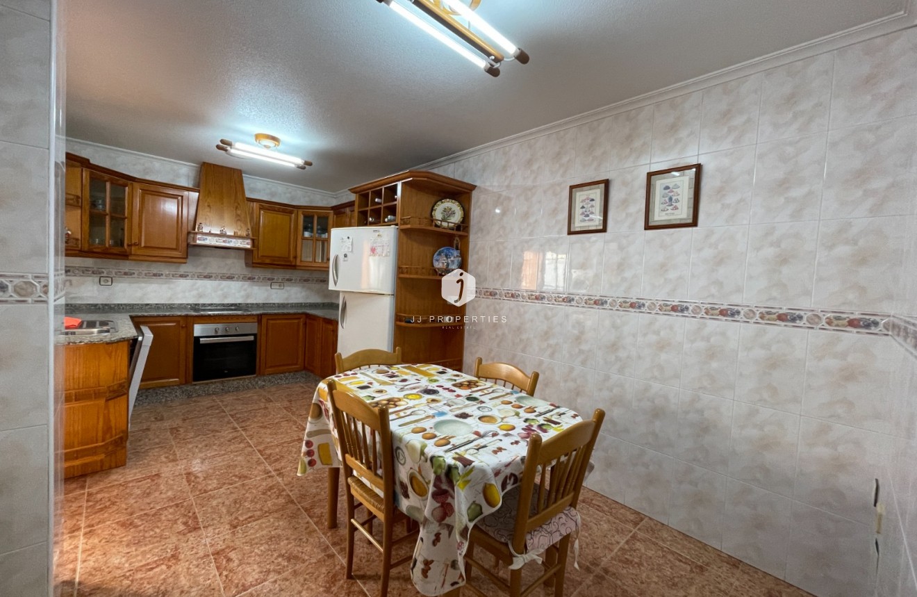 Aus zweiter Hand - Chalet -
Formentera del Segura - Costa Blanca