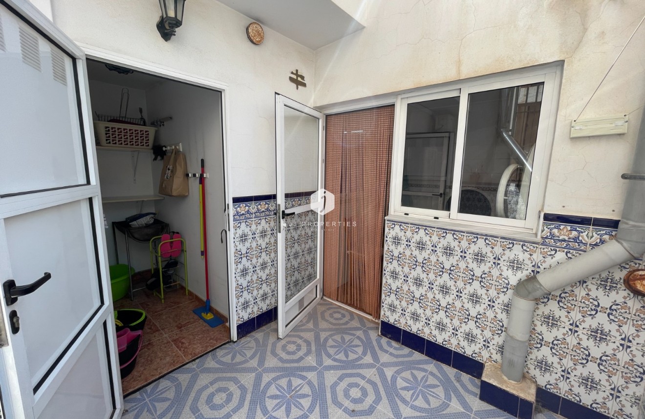 Aus zweiter Hand - Chalet -
Formentera del Segura - Costa Blanca