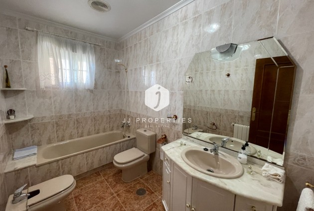 Aus zweiter Hand - Chalet -
Formentera del Segura - Costa Blanca