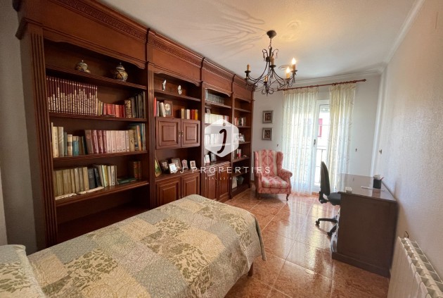 Aus zweiter Hand - Chalet -
Formentera del Segura - Costa Blanca