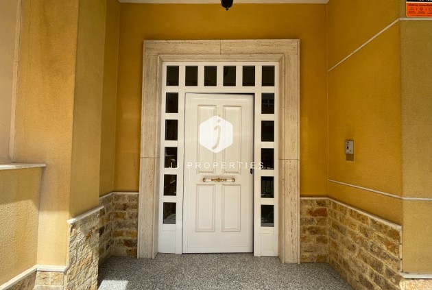 Aus zweiter Hand - Chalet -
Formentera del Segura - Costa Blanca