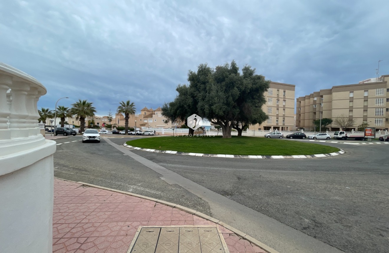 Aus zweiter Hand - Chalet -
Guardamar del Segura - Costa Blanca