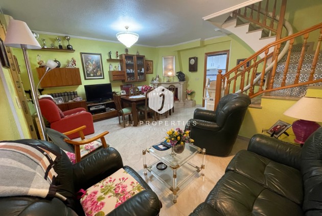 Aus zweiter Hand - Chalet -
Guardamar del Segura - Costa Blanca