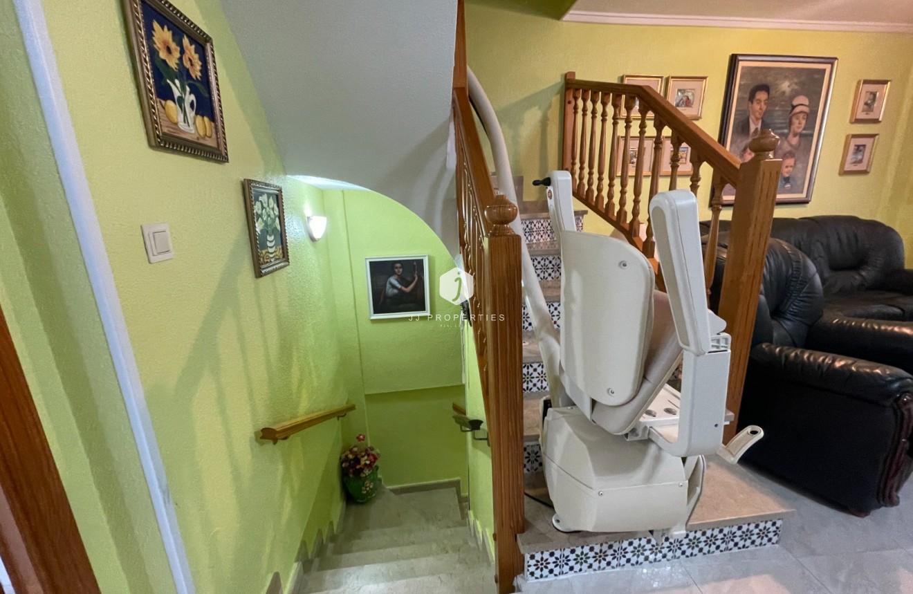 Aus zweiter Hand - Chalet -
Guardamar del Segura - Costa Blanca