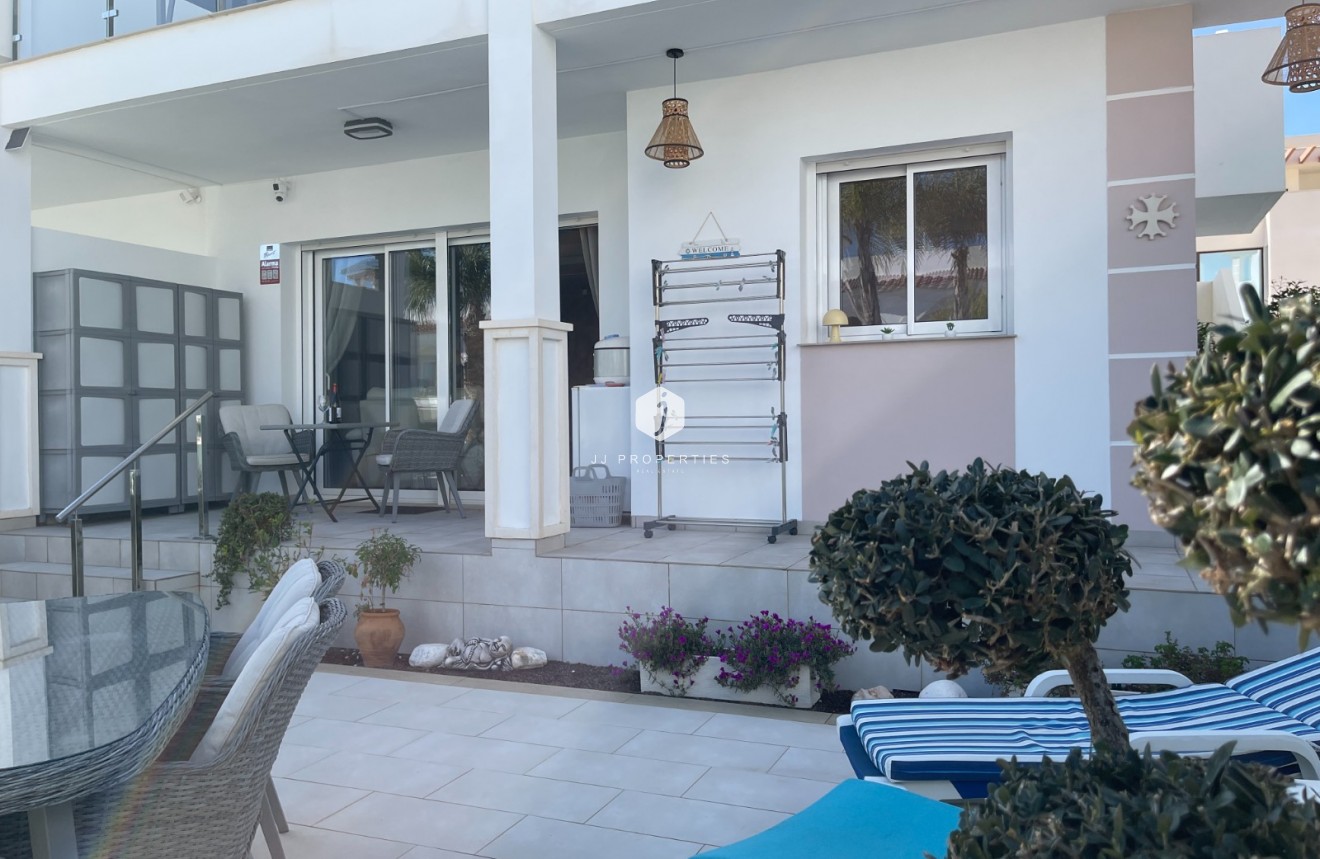 Aus zweiter Hand - Wohnung -
Rojales - Inland