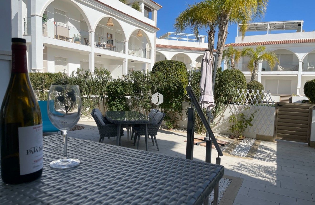 Aus zweiter Hand - Wohnung -
Rojales - Inland