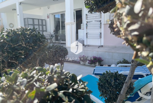 Aus zweiter Hand - Wohnung -
Rojales - Inland