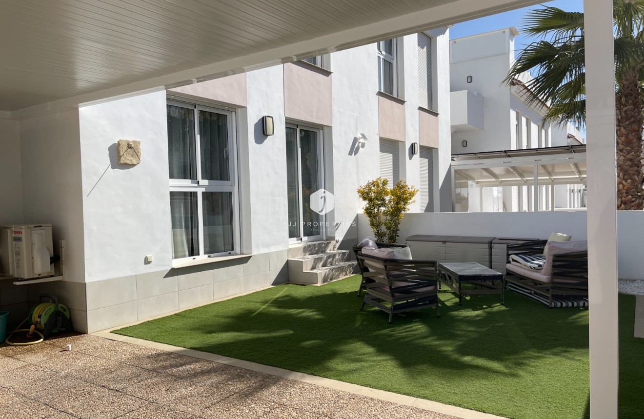 Aus zweiter Hand - Wohnung -
Rojales - Inland