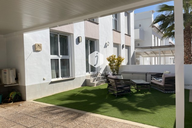 Aus zweiter Hand - Wohnung -
Rojales - Inland