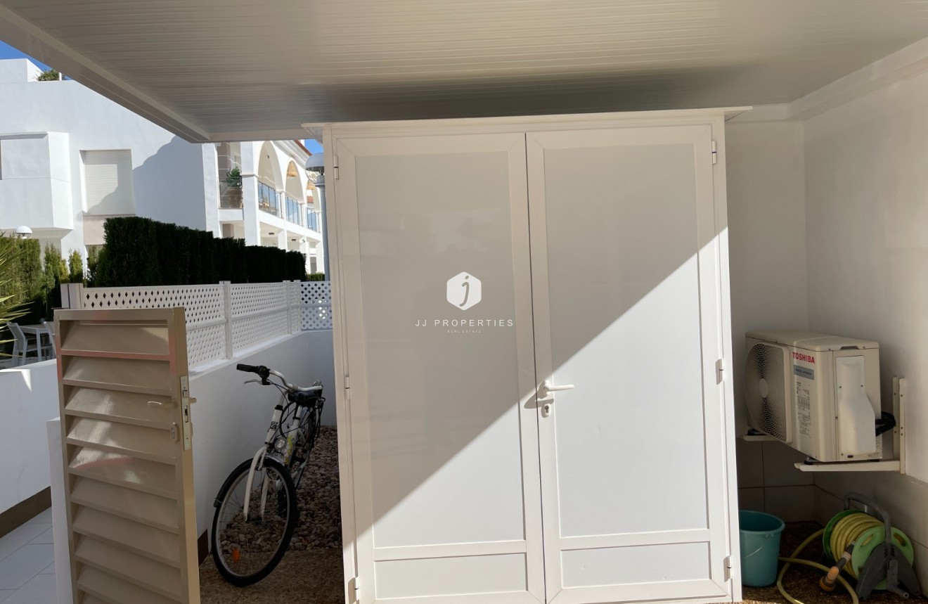 Aus zweiter Hand - Wohnung -
Rojales - Inland