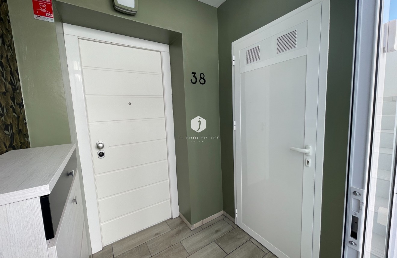 Aus zweiter Hand - Wohnung -
Rojales - Inland