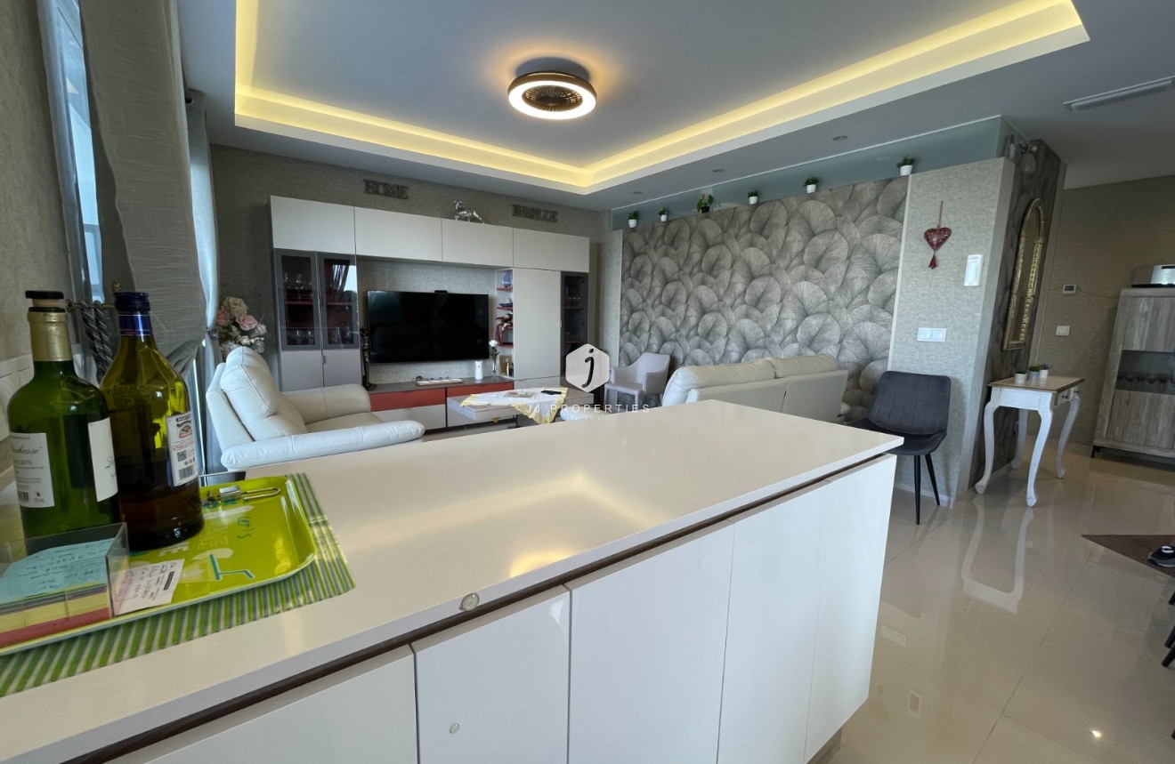 Aus zweiter Hand - Wohnung -
Rojales - Inland