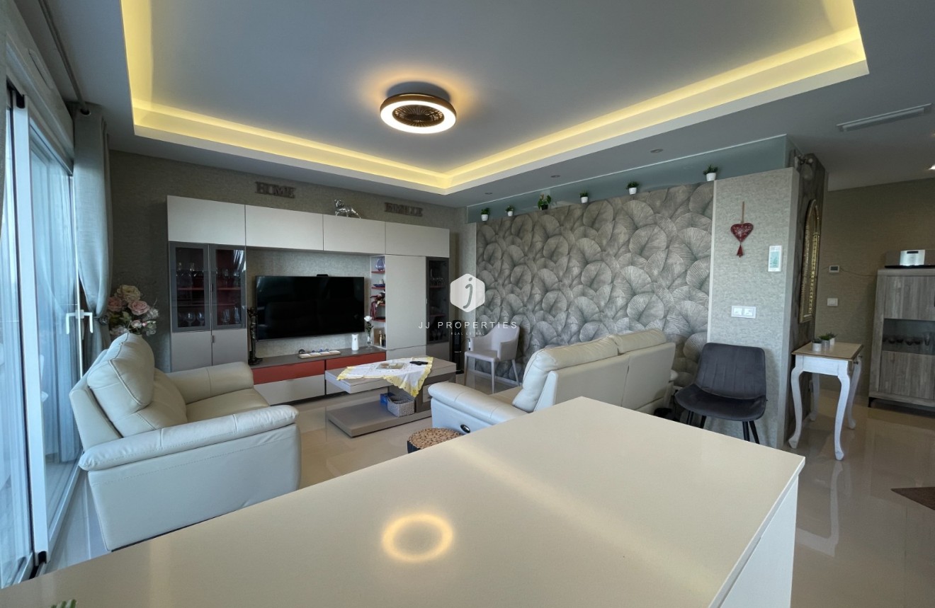 Aus zweiter Hand - Wohnung -
Rojales - Inland