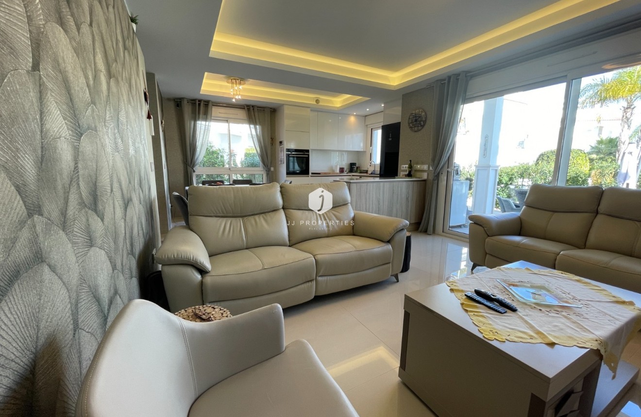 Aus zweiter Hand - Wohnung -
Rojales - Inland