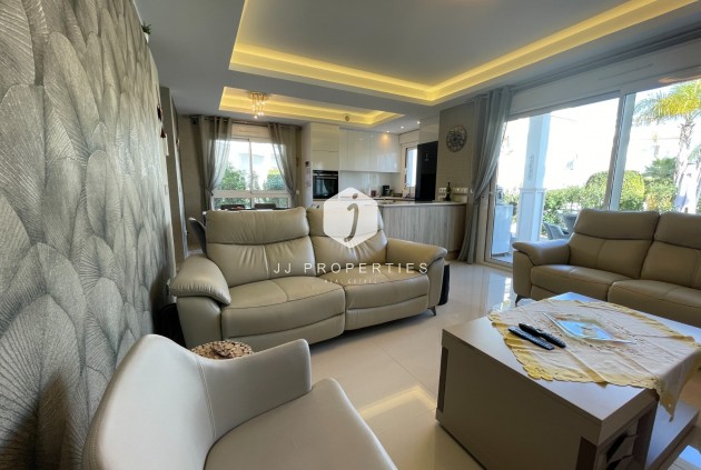 Aus zweiter Hand - Wohnung -
Rojales - Inland