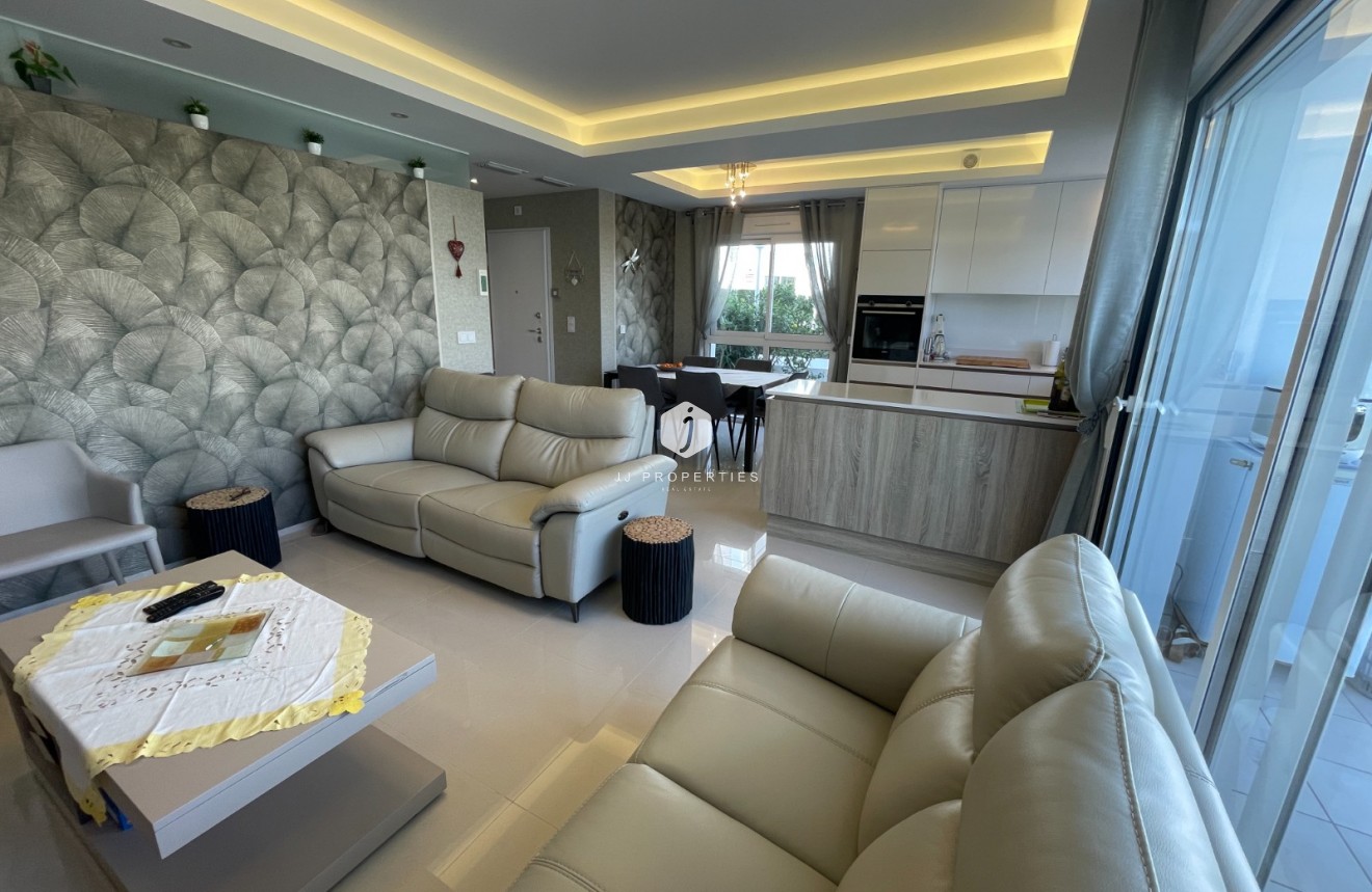 Aus zweiter Hand - Wohnung -
Rojales - Inland