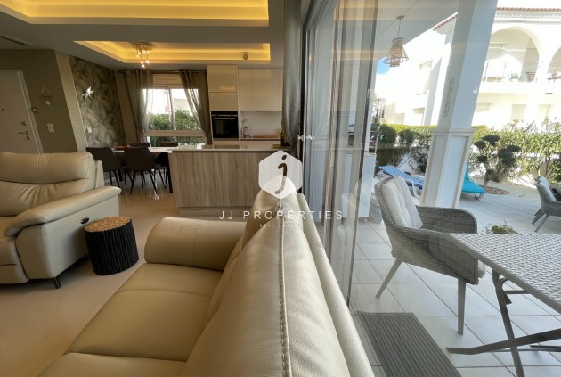 Aus zweiter Hand - Wohnung -
Rojales - Inland