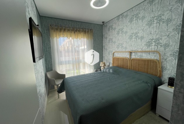 Aus zweiter Hand - Wohnung -
Rojales - Inland