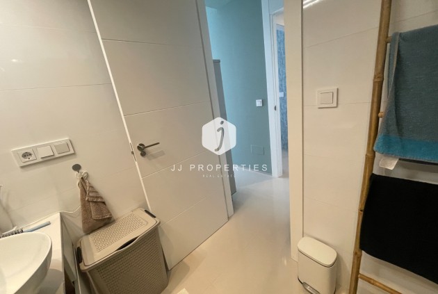 Aus zweiter Hand - Wohnung -
Rojales - Inland