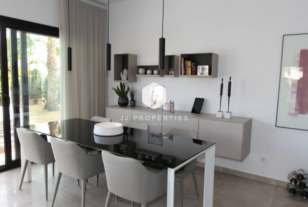 Segunda mano - Villa -
Rojales - Inland