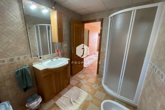 Resale - Villa -
Albatera - Inland