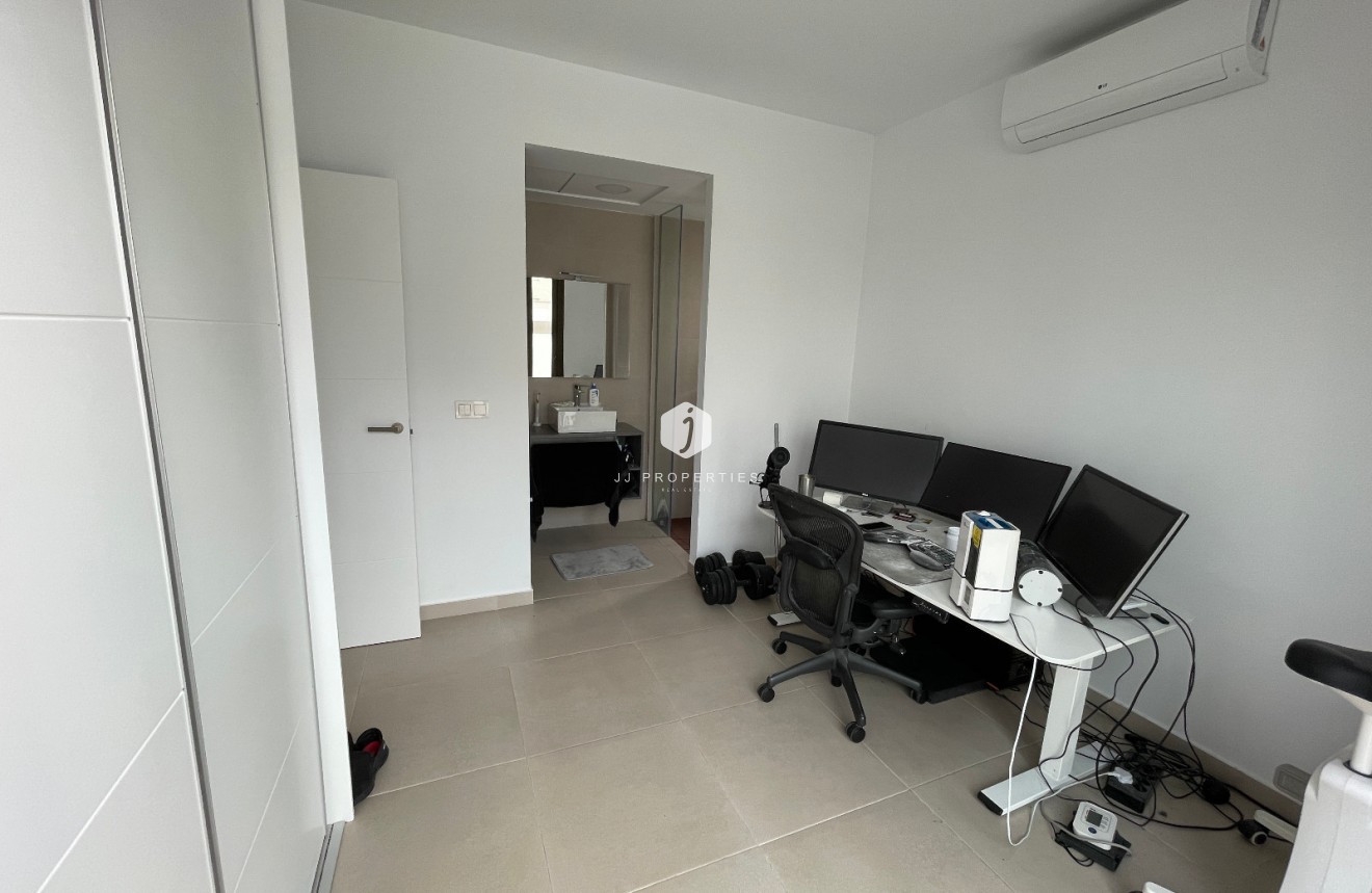 Z drugiej ręki - Villa -
Benijofar - Costa Blanca