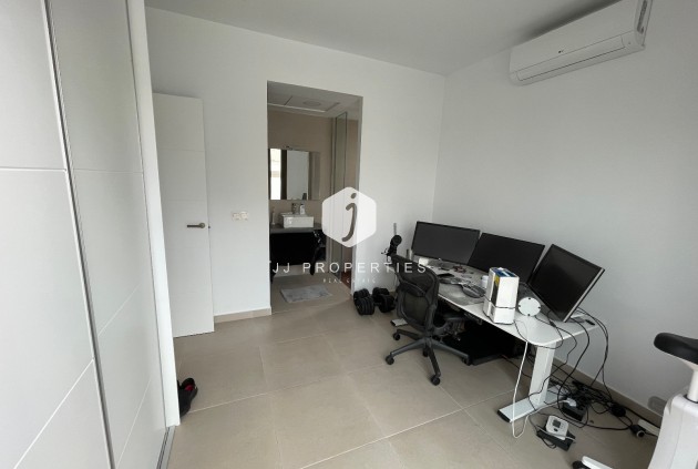 Z drugiej ręki - Villa -
Benijofar - Costa Blanca