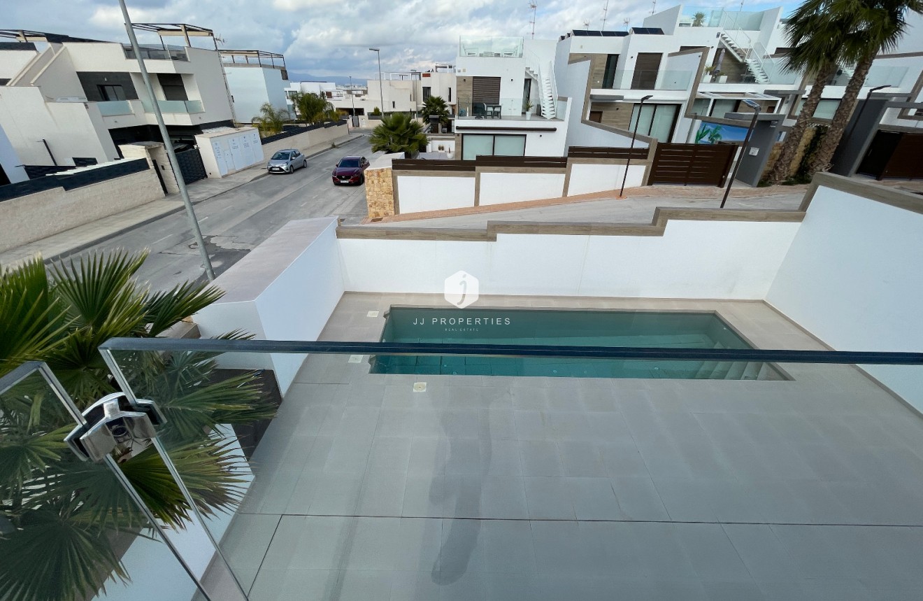 Z drugiej ręki - Villa -
Benijofar - Costa Blanca