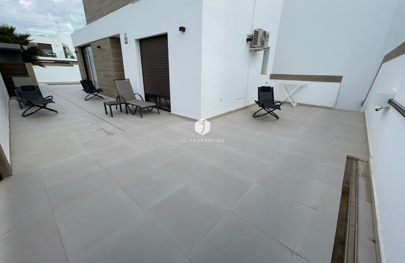 Z drugiej ręki - Villa -
Benijofar - Costa Blanca