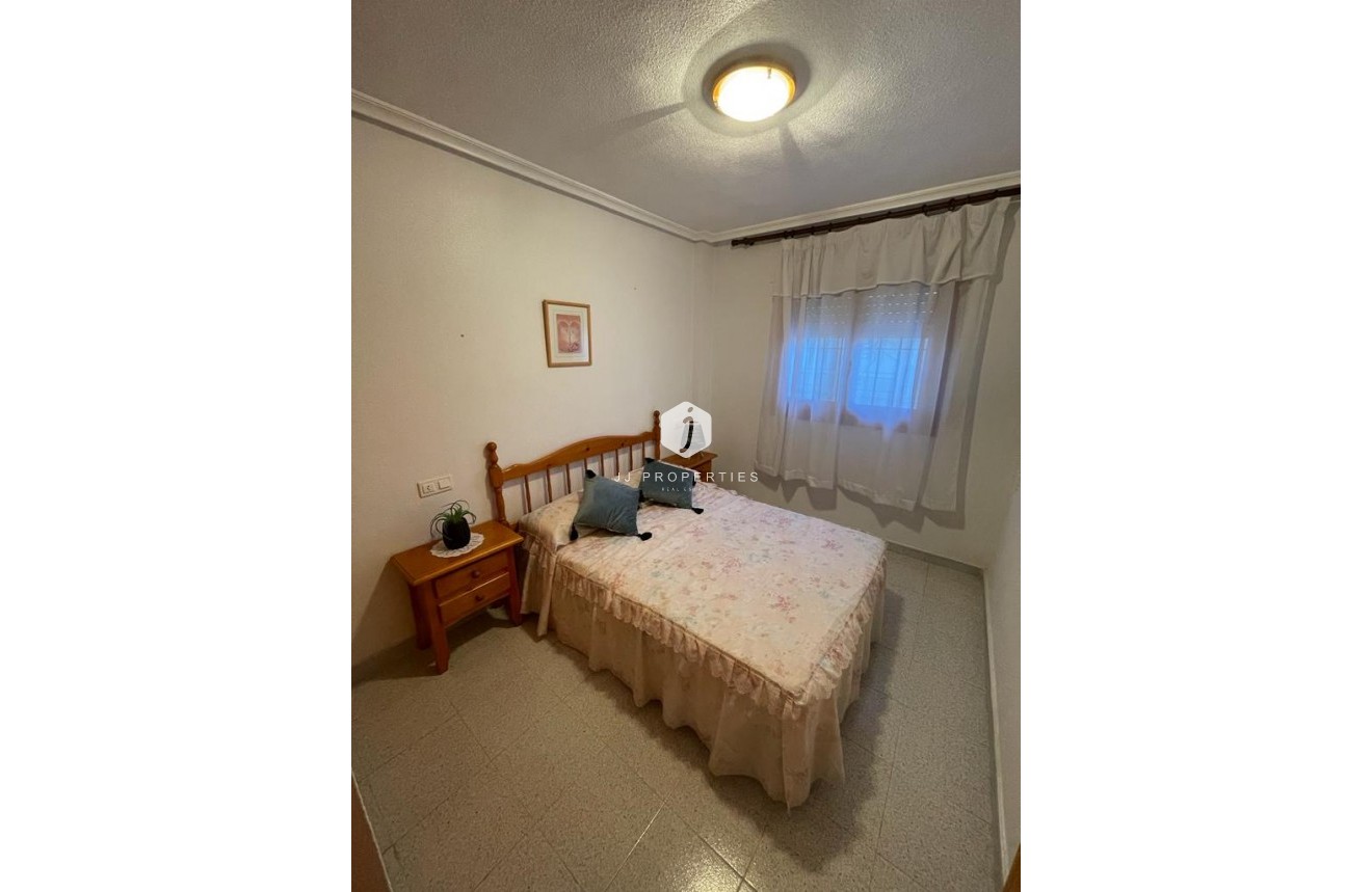 Segunda mano - Bungalow -
La Mata - Costa Blanca