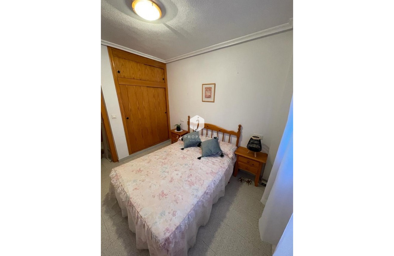 Segunda mano - Bungalow -
La Mata - Costa Blanca