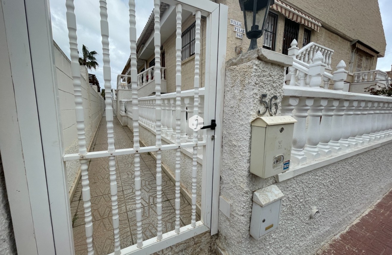 Segunda mano - Bungalow -
La Mata - Costa Blanca