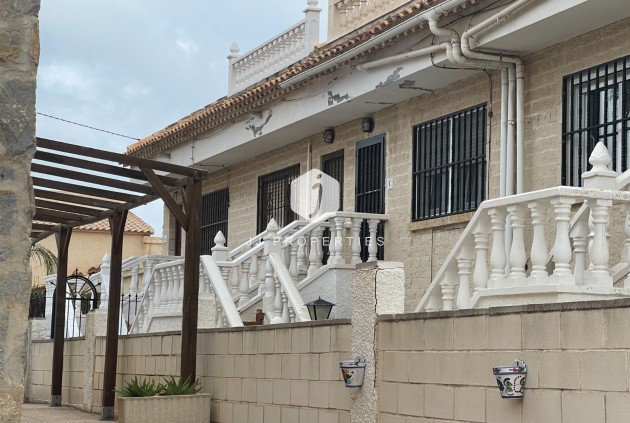 Segunda mano - Bungalow -
La Mata - Costa Blanca