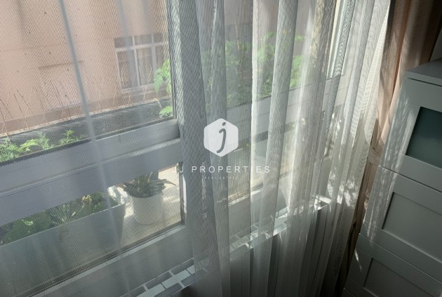 Resale - Apartment / flat -
Torrevieja - Costa Blanca