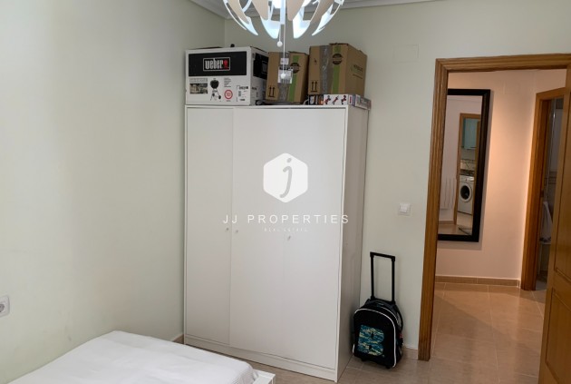 Resale - Apartment / flat -
Torrevieja - Costa Blanca