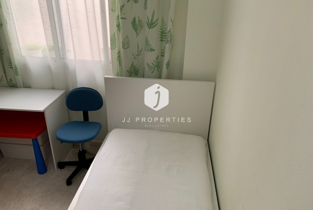 Resale - Apartment / flat -
Torrevieja - Costa Blanca