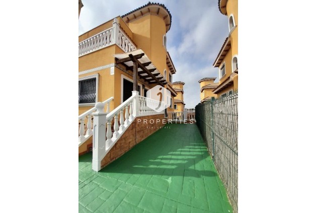 Resale - Chalet -
Ciudad Quesada - Costa Blanca