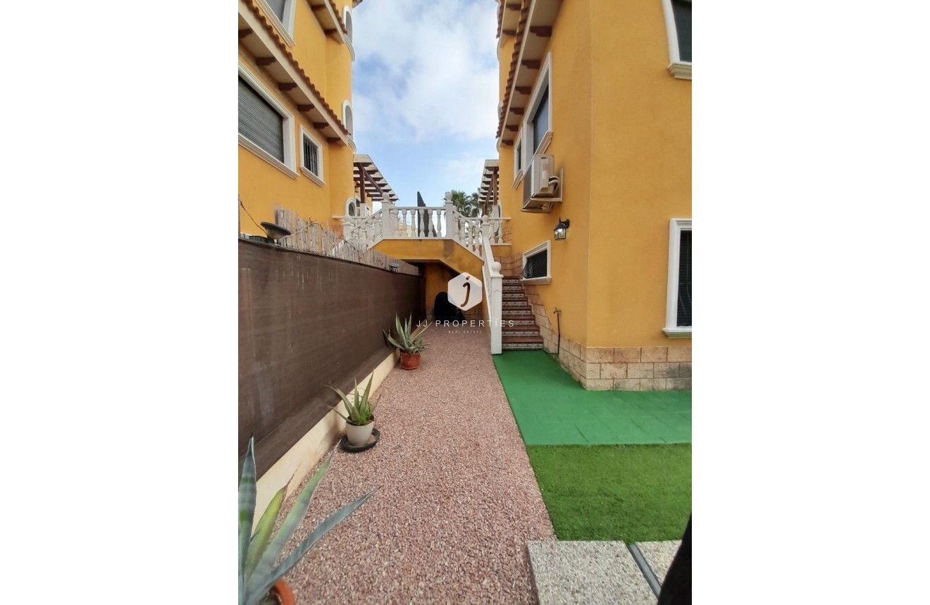 Resale - Chalet -
Ciudad Quesada - Costa Blanca