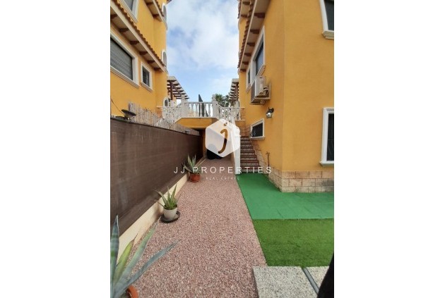 Resale - Chalet -
Ciudad Quesada - Costa Blanca