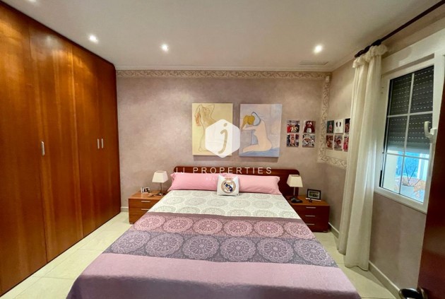 Resale - Villa -
Albatera - Inland