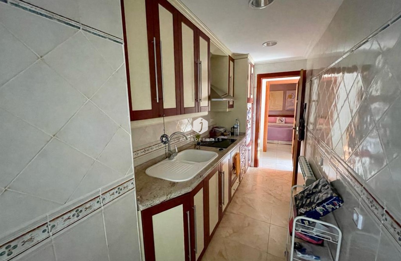 Resale - Villa -
Albatera - Inland