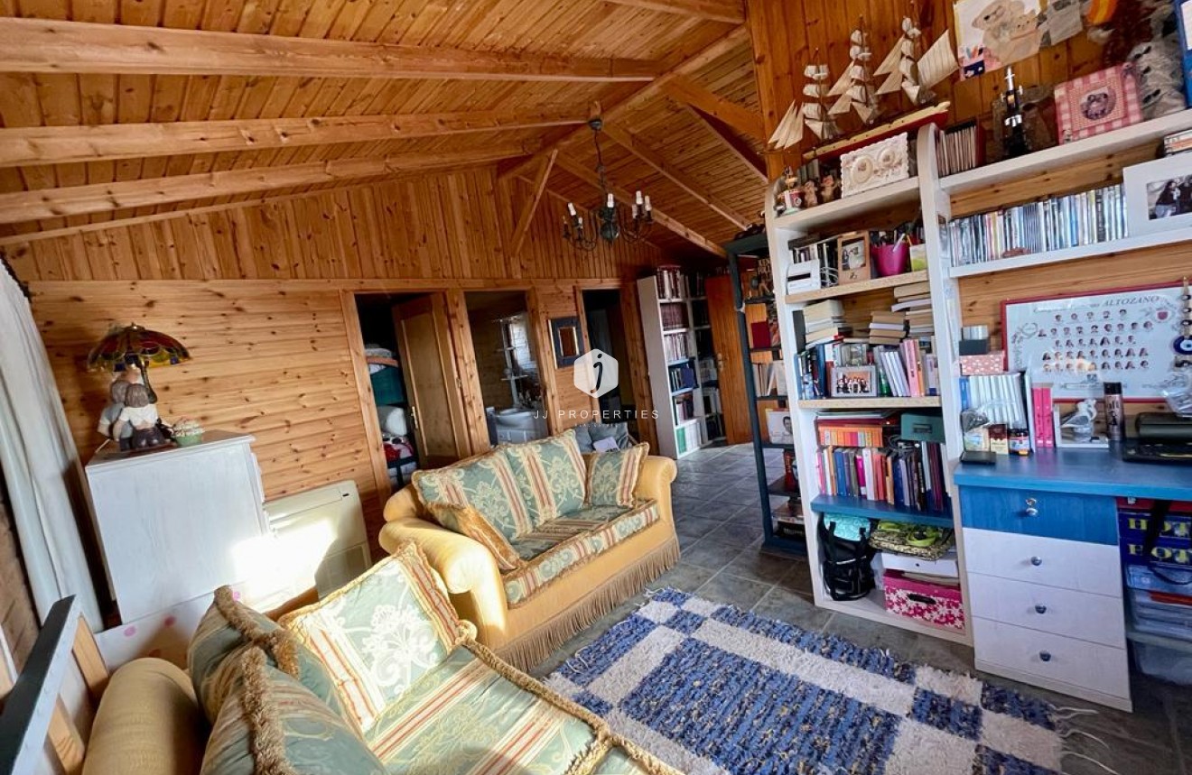 Resale - Villa -
Albatera - Inland